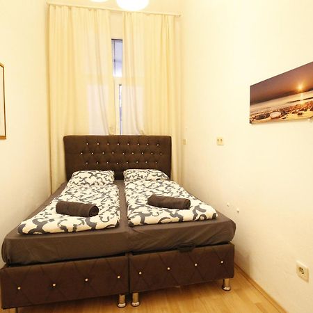Comfortable Rooms Near Schonbrunn Palace Vienna Exterior photo