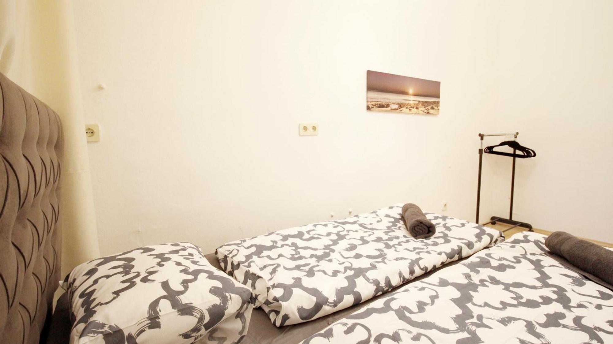 Comfortable Rooms Near Schonbrunn Palace Vienna Exterior photo
